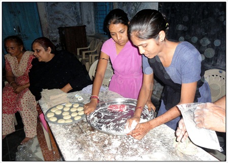 14sept11 babapur bakery talim (13)